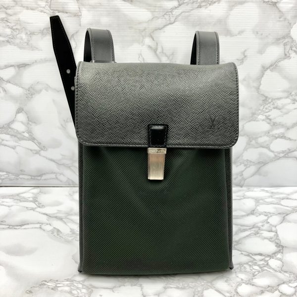 LOUIS VUITTON  Taiga Shoulder Bag Cheap