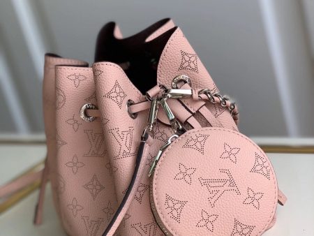 Louis Vuitton Bella Bag Fashion