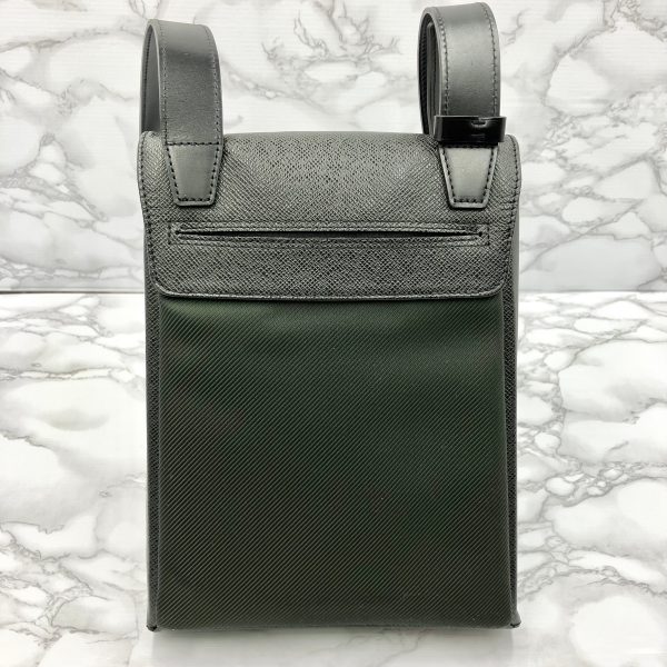 LOUIS VUITTON  Taiga Shoulder Bag Cheap