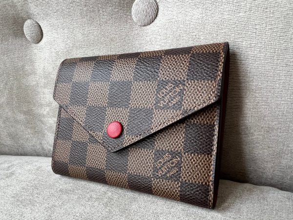 Louis Vuitton Victorine Wallet Damier Ebene Fuchsia For Sale