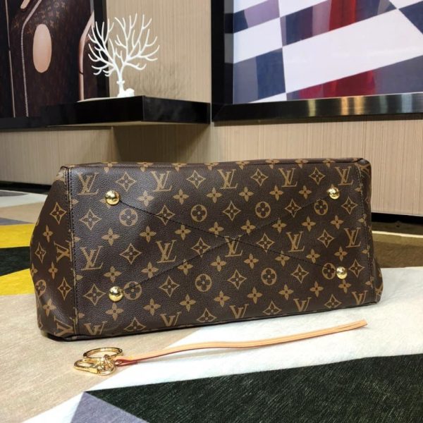 Louis Vuitton Artsy MM Bag For Sale