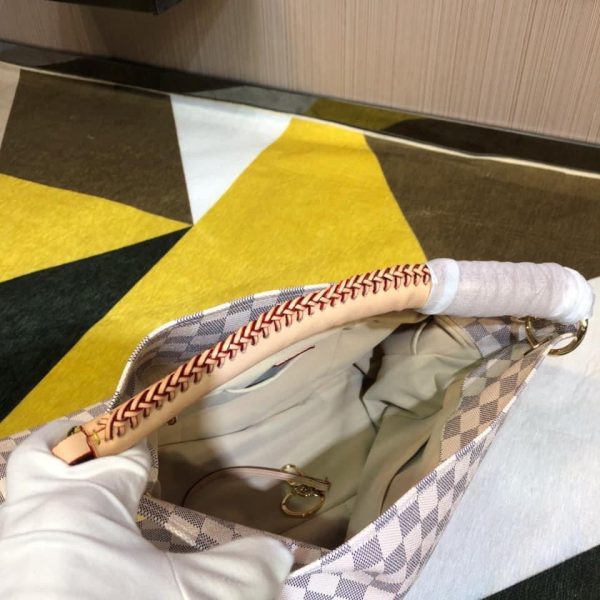 Louis Vuitton Artsy MM Bag Supply